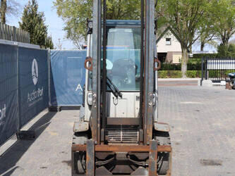 2015-still-rx70-40-1446999-46804217