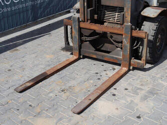 2015-still-rx70-40-1446999-46804220