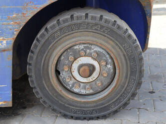 2015-still-rx70-40-1446999-46804227