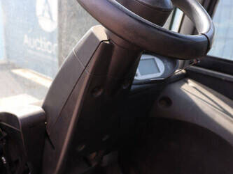 2015-still-rx70-40-1446999-46804236