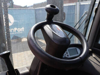 2015-still-rx70-40-1446999-46804237