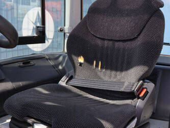 2018-still-rx-60-40-1447000-46804277