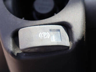 2018-still-rx-60-40-1447000-46804292