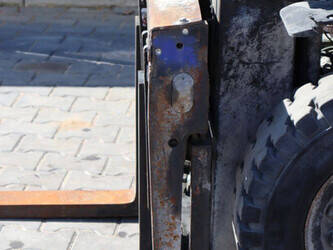 caterpillar-gp25n-1447003-46804389