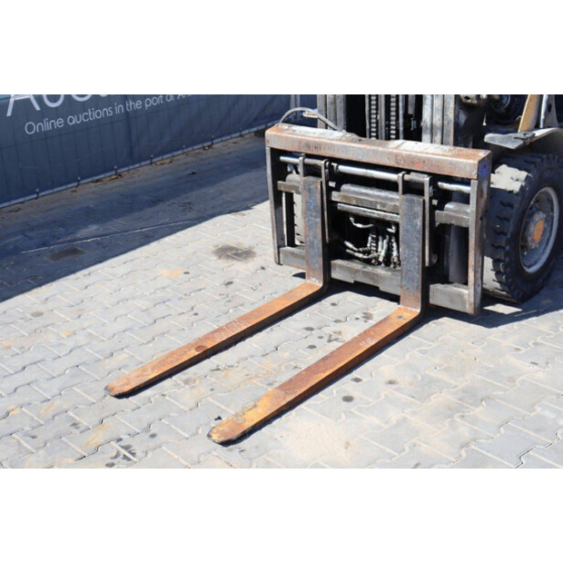 Caterpillar GP25N-46804390