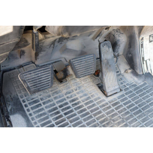 Caterpillar GP25N-46804407