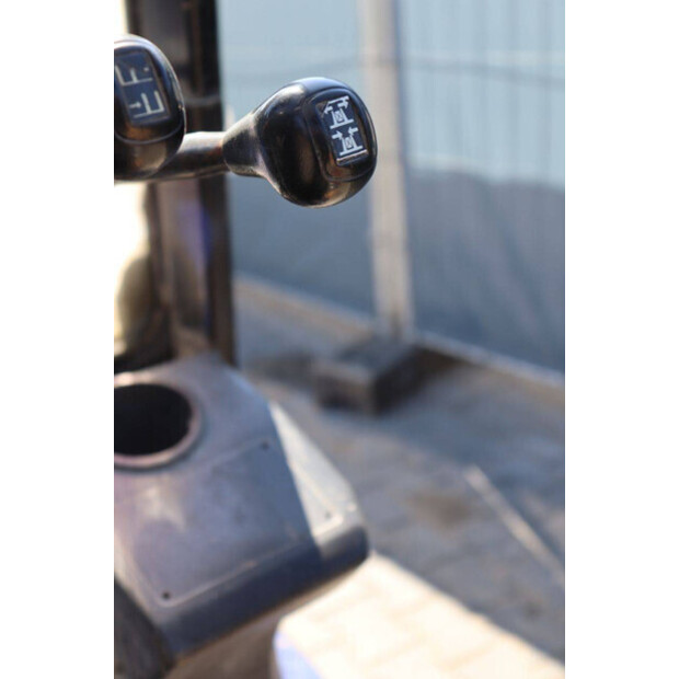 Caterpillar GP25N-46804413