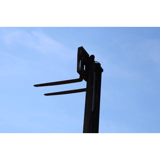 Caterpillar GP25N-46804421