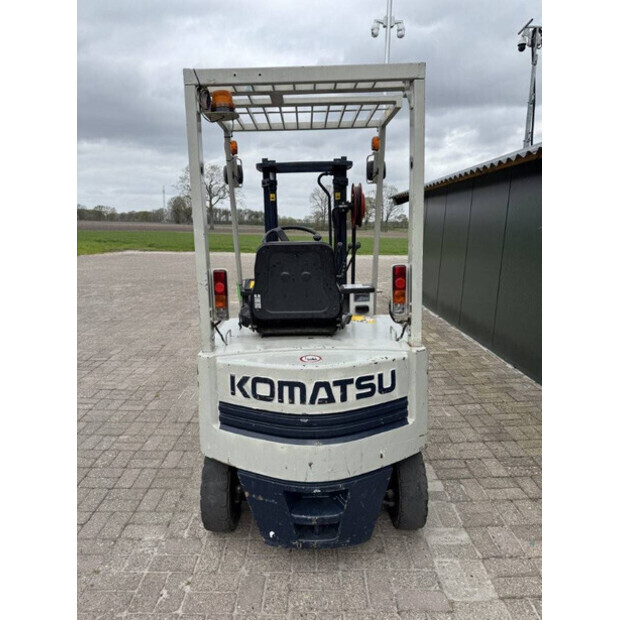 كوماتسو FB14-5-46804441