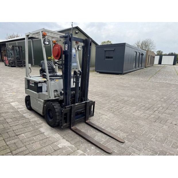 كوماتسو FB14-5-46804443