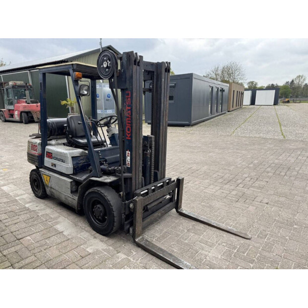 1989 كوماتسو FG25T-11E-46804484