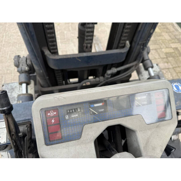 1989 كوماتسو FG25T-11E-46804487