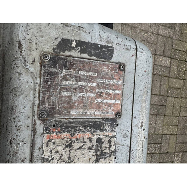 1989 كوماتسو FG25T-11E-46804488