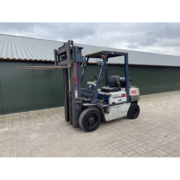 1989 كوماتسو FG25T-11E-46804490