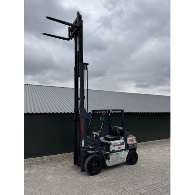 1989 كوماتسو FG25T-11E-46804491