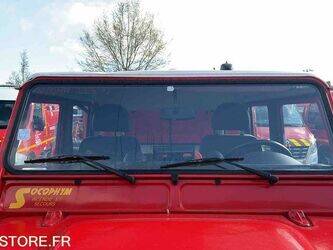 2009-land-rover-defender-1447066-46807250