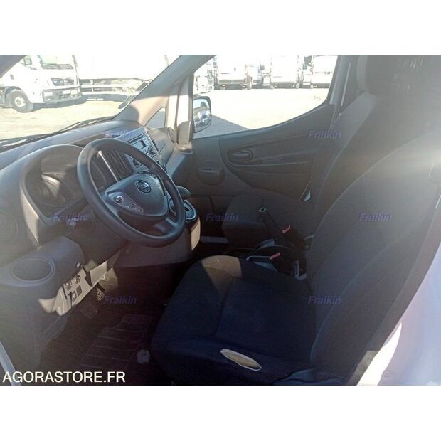 2019 NISSAN NV200-46807328
