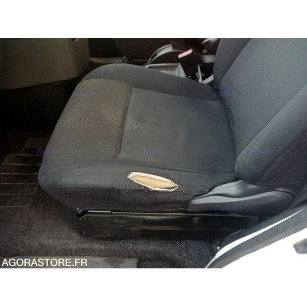 2019 NISSAN NV200-46807332