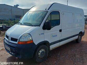 صورة ل 2004 رينو Master