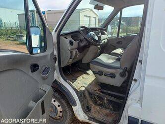 2004-renault-master-1447076-46807395