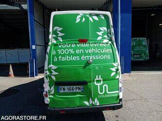 2020-nissan-nv200-1447082-46807500