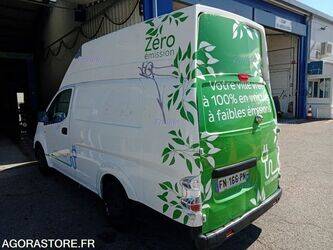 2020-nissan-nv200-1447082-46807501