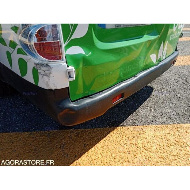 2020 NISSAN NV200-46807504