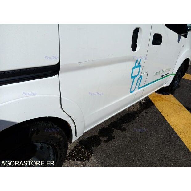 2020 NISSAN NV200-46807505