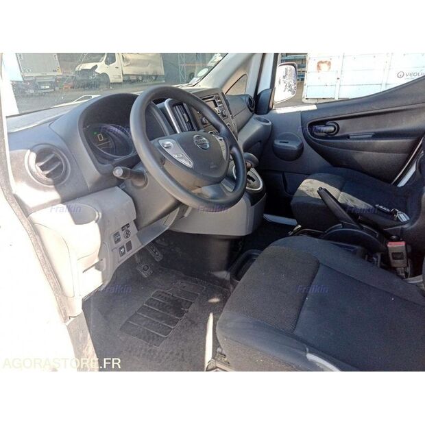 2020 NISSAN NV200-46807508
