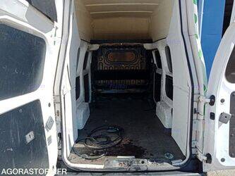 2020-nissan-nv200-1447082-46807511