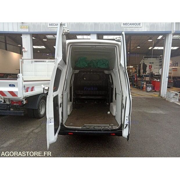 2019 NISSAN NV200-46807519