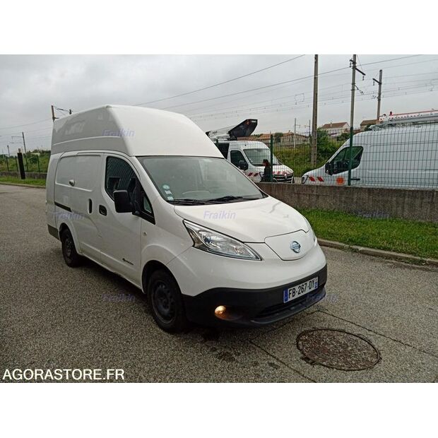 2018 NISSAN NV200-46807533