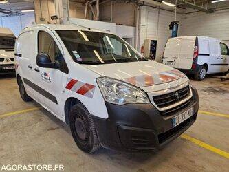 2015-peugeot-partner-1447094-46807668