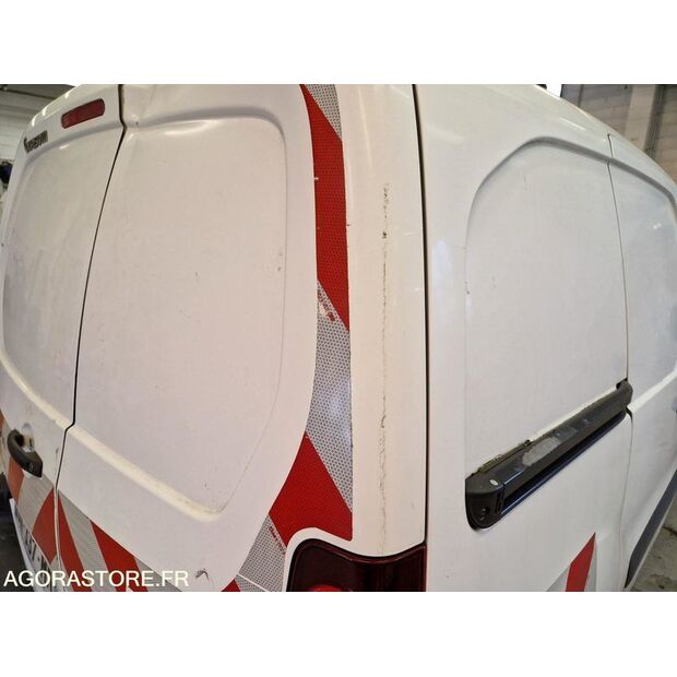 2015 Peugeot PARTNER-46807695