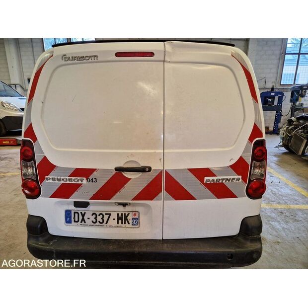 2015 Peugeot PARTNER-46807697