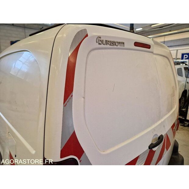 2015 Peugeot PARTNER-46807700