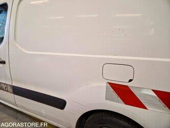 2015-peugeot-partner-1447094-46807704