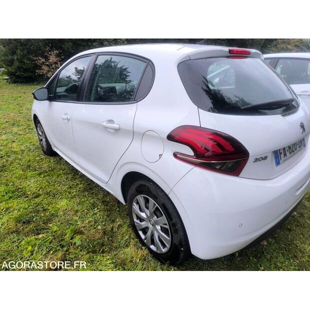 2018 Peugeot 208-46807734