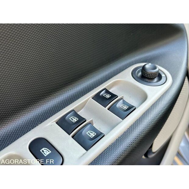 2015 Renault ZOE-46807793