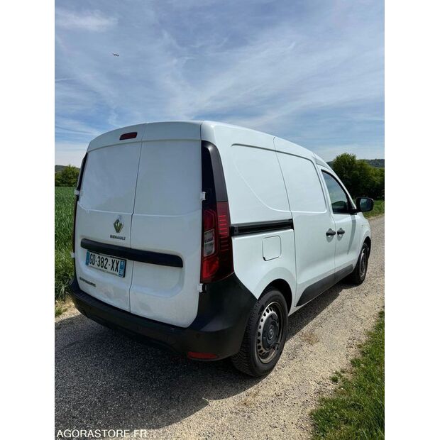 2021 Renault Express-46807805