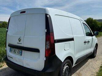 2021-renault-express-1447101-46807805