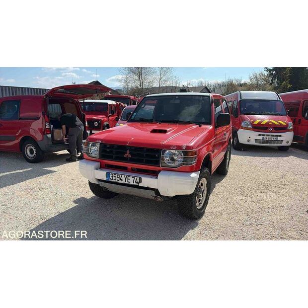 2004 MITSUBISHI Pajero-46807873