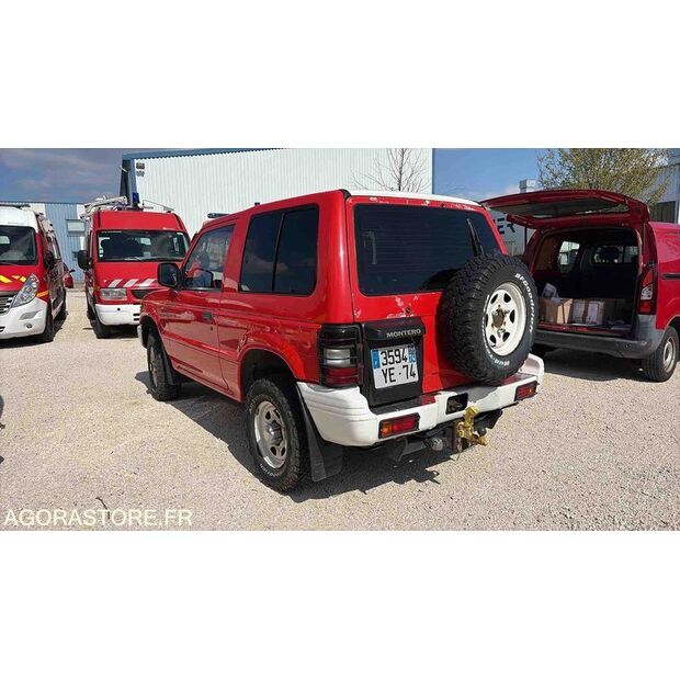 2004 MITSUBISHI Pajero-46807878