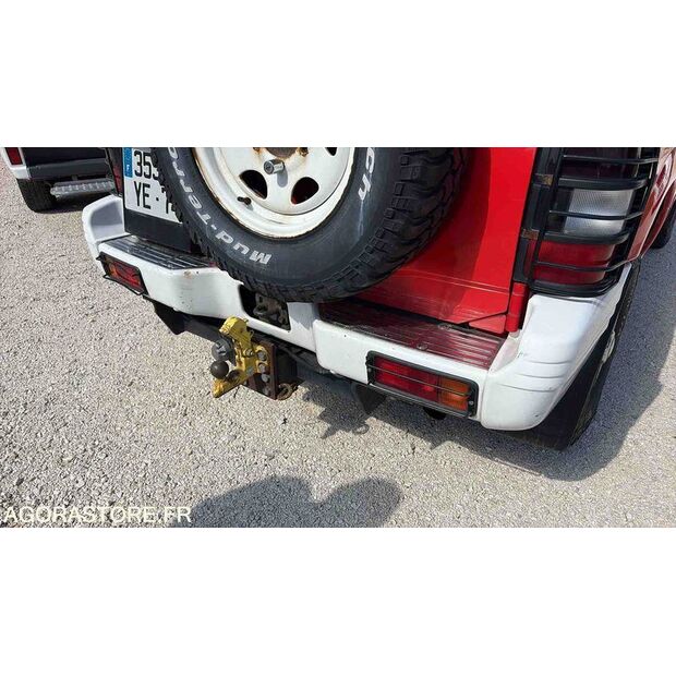 2004 MITSUBISHI Pajero-46807890