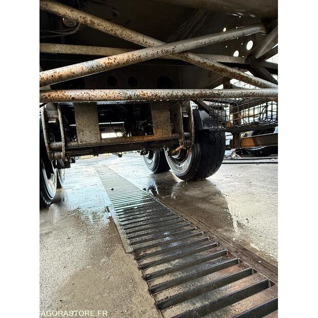 2003 جنرال تريلرز TP-46807974