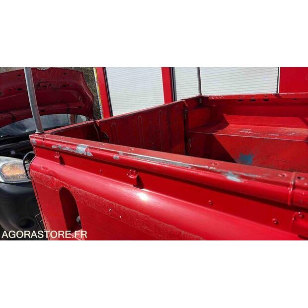 2003 Land Rover Defender-46808016