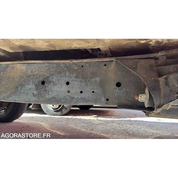 2003 Land Rover Defender-46808020