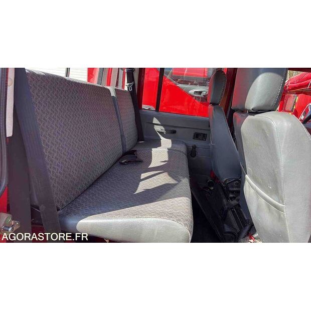 2003 Land Rover Defender-46808022