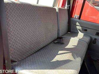 2003-land-rover-defender-1447113-46808030