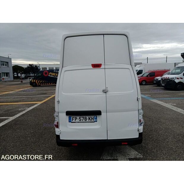 2020 NISSAN NV200-46808210